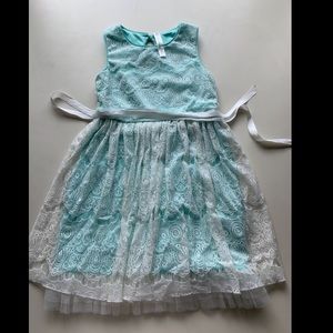 Girls dress